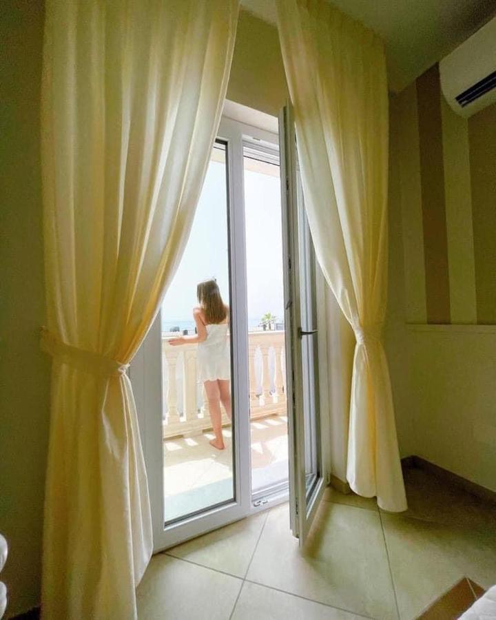 Crialesi Boutique Rooms Falerna Eksteriør bilde